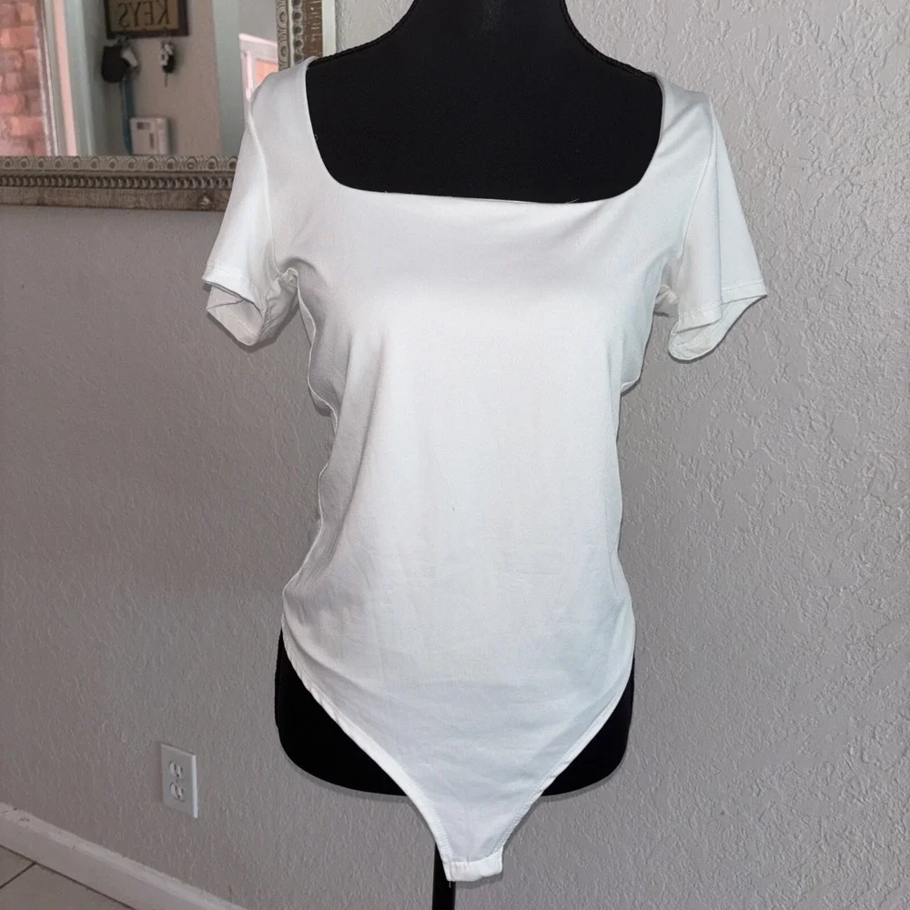 Live In The Moment Bodysuit Sz Large Short Sleeve Square Neck Stretchy Ivory - Picture 2 of 5
